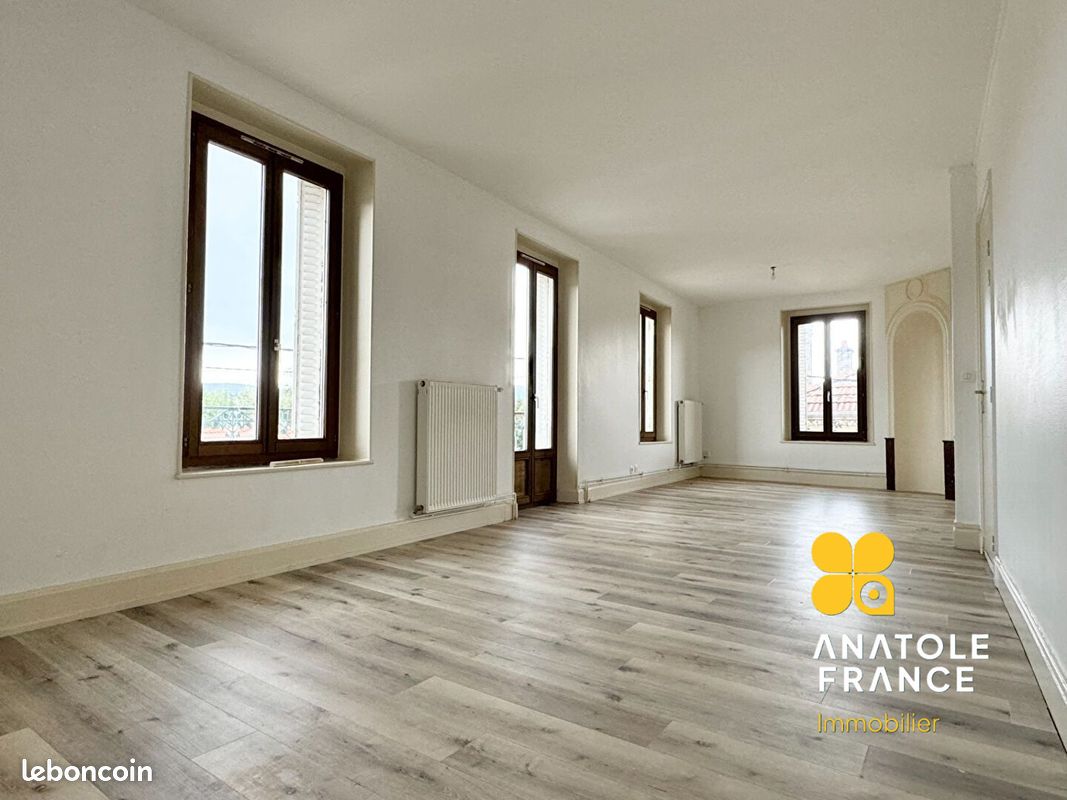 Appartement 4 pièces 82 m² · à Pont-Saint-Vincent · 82 m² · 78 000 €