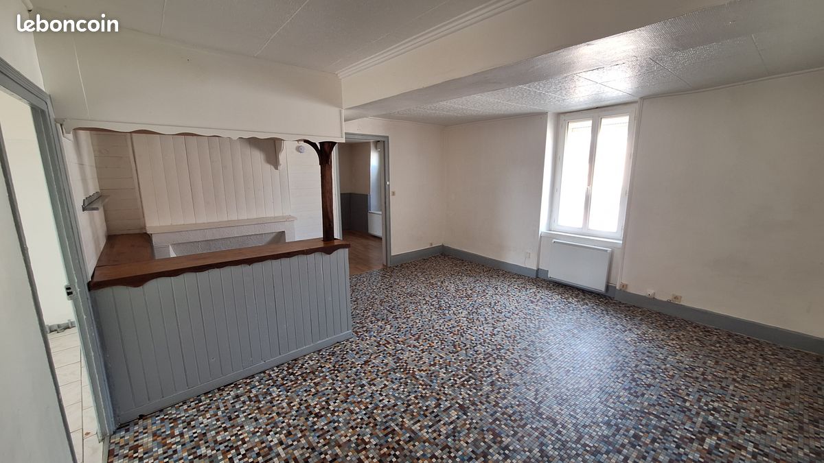 Appartement 3 pièces 70 m² · à La Machine · 70 m² · 450 €/mois