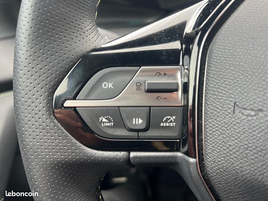 Peugeot 308 SW ELECTRIQUE 54 kWh 156ch GT (image 26)