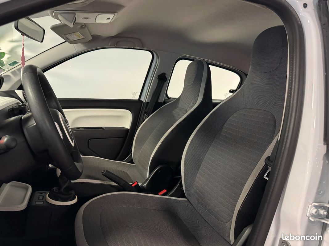 RENAULT TWINGO III 1.0 SCe 70 E6C Limited / REGULATEUR / BLUETOOTH / SUIVI RENAULT (image 8)