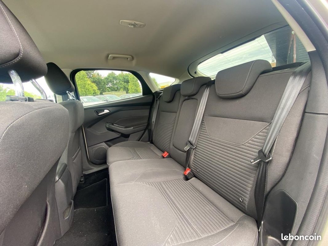 FORD FOCUS 1.5 ecoboost 182 titanium (image 10)