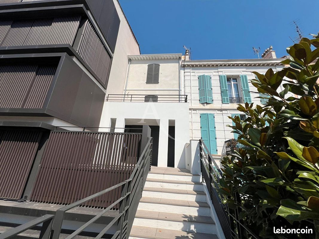 Maison 5 pièces 127 m² · à Cannes · 127 m² · 930 000 €
