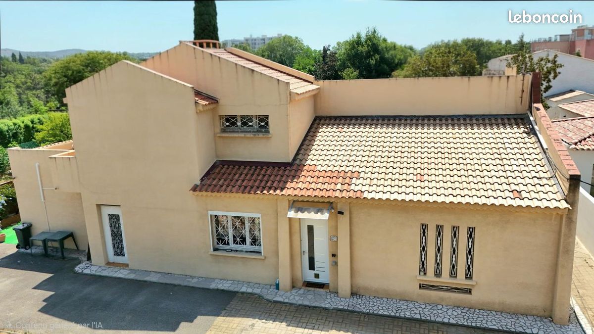 Maison 5 pièces 143 m² · à Salon-de-Provence · 143 m² · 438 000 €