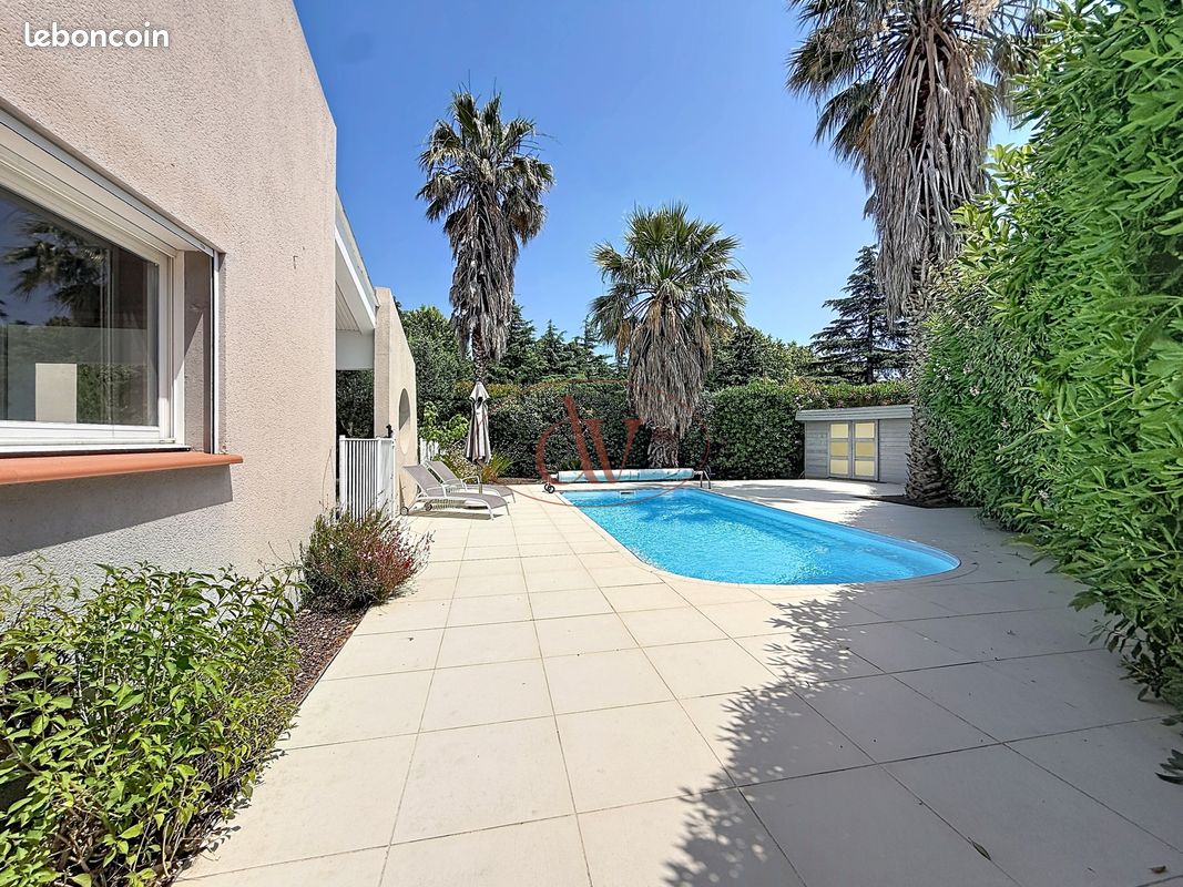 Maison 4 pièces 256 m² · à Elne · 256 m² · 689 000 €