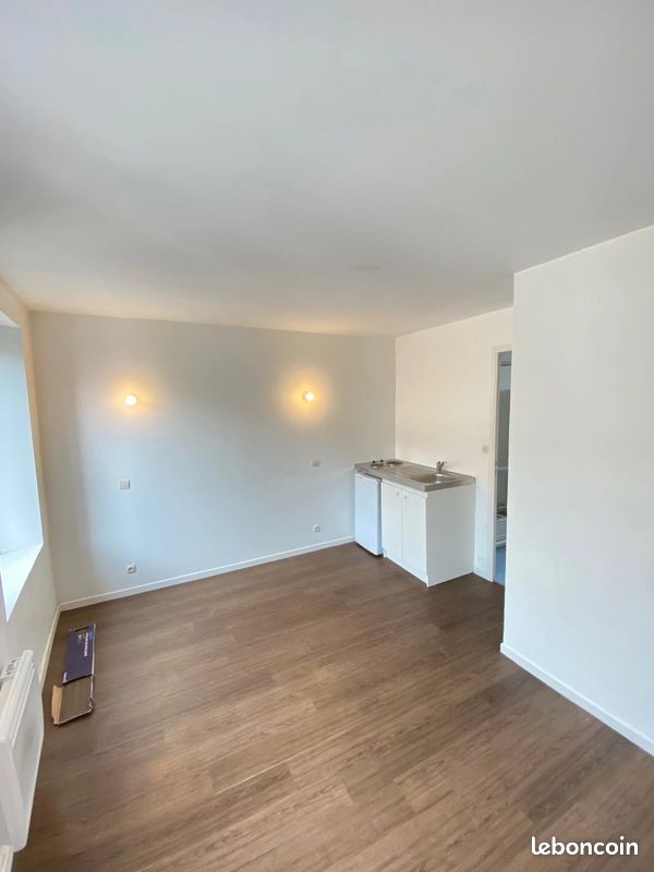 Appartement 1 pièce 17 m² · à Boulogne-sur-Mer · 17 m² · 330 €
