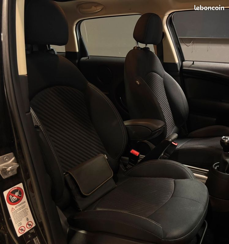 Mini countryman 2.0 sd 145 cooper red hot chili all4-toit pano (image 9)