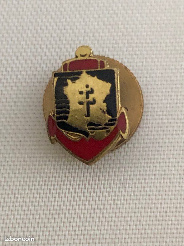 Insigne émail VAISON LA ROMAINE Blason Héraldique miniature PIN 1960 ORIGINAL Insigne émail VAISON LA ROMAINE Blason Héraldique miniature PIN 1960 ORIGINAL