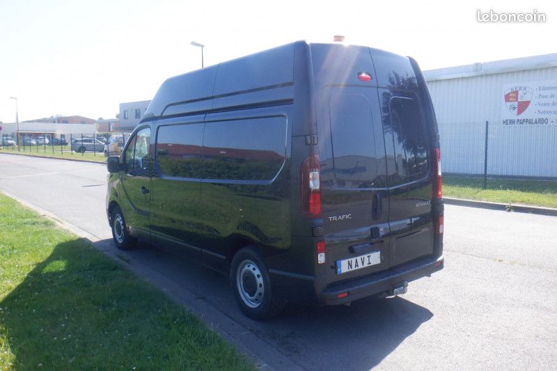 Renault TRAFIC III FG L2H2 3T 2.0 BLUE DCI 150CH GRAND CONFORT (image 4)