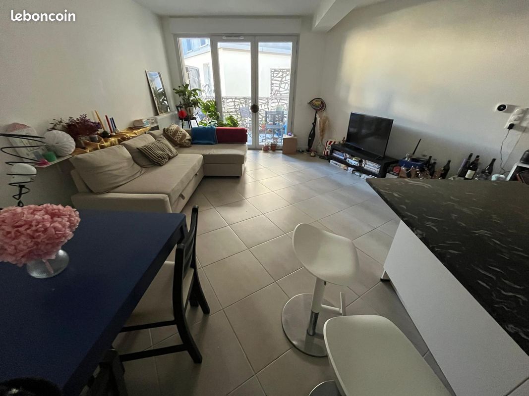 Appartement 3 pièces 70 m² · à Cenon · 70 m² · 1 160 €/mois