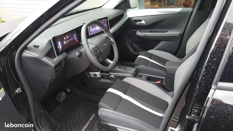 Opel FRONTERA 1.2 TURBO HYBRID 145CH GS E-DCT6 (image 4)