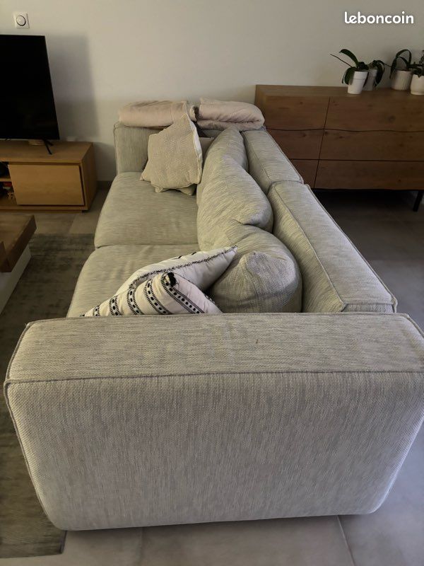 🚨vide maison-salon 1 canapé (image 2)