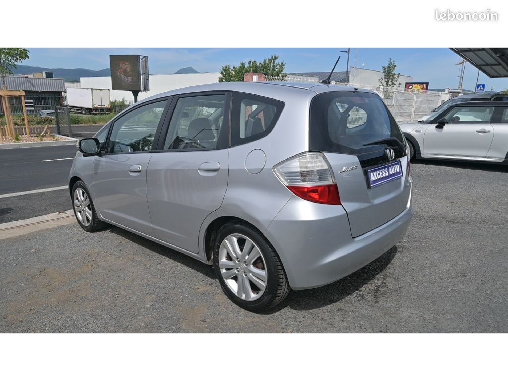Honda Jazz 1.4 i-VTEC Luxury (image 9)