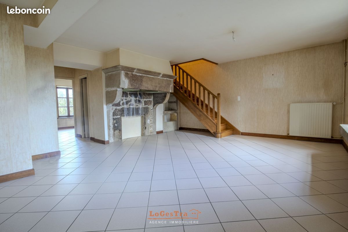 Maison 6 pièces 121 m² · à Esley · 121 m² · 76 000 €