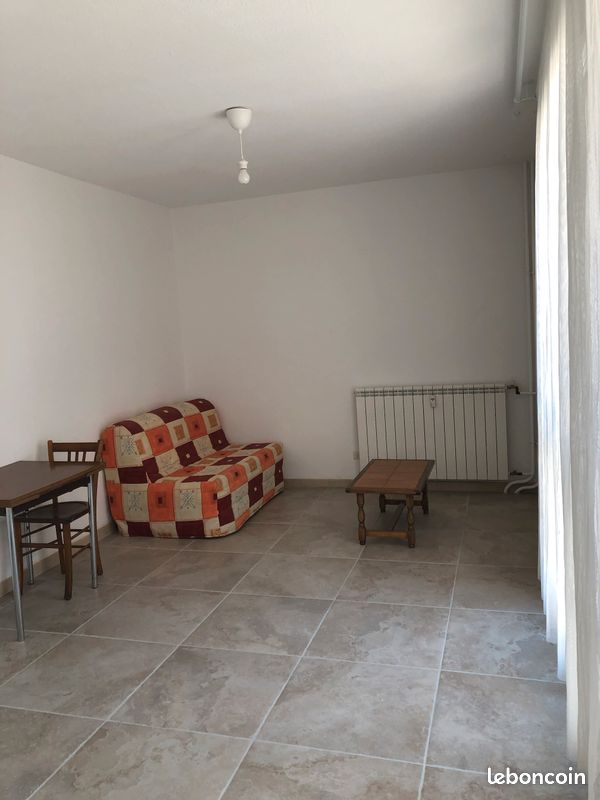 Appartement 1 pièce 27 m² · à Avignon · 27 m² · 500 €