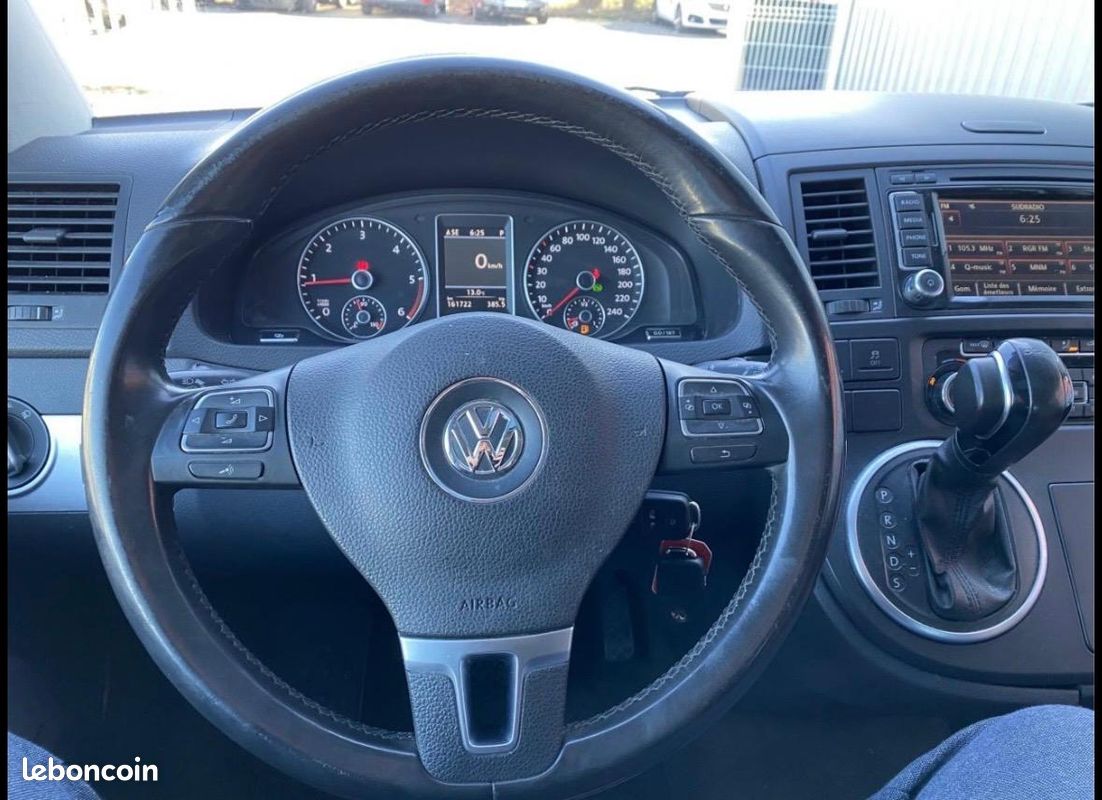 VOLKSWAGEN MULTIVAN T5 2.0 TDI 180CV 4 MOTION PANAMERICANA 198Ch Camera de recul Toit ouvrant Sieges chauffants Garantie 12 mois (image 16)