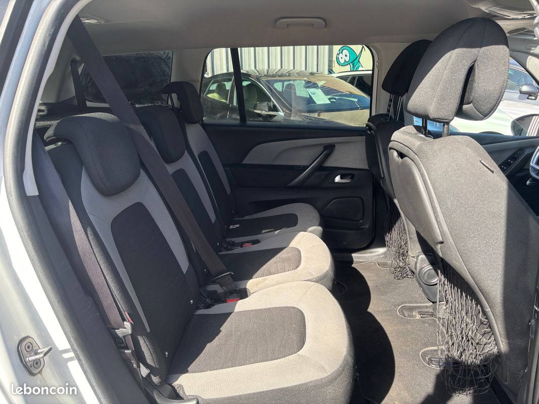 Citroën Grand C4 Picasso 1.6 THP 165ch Exclusive EAT6 (image 8)
