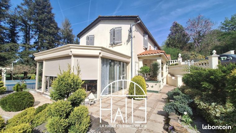 Maison 6 pièces 146 m²