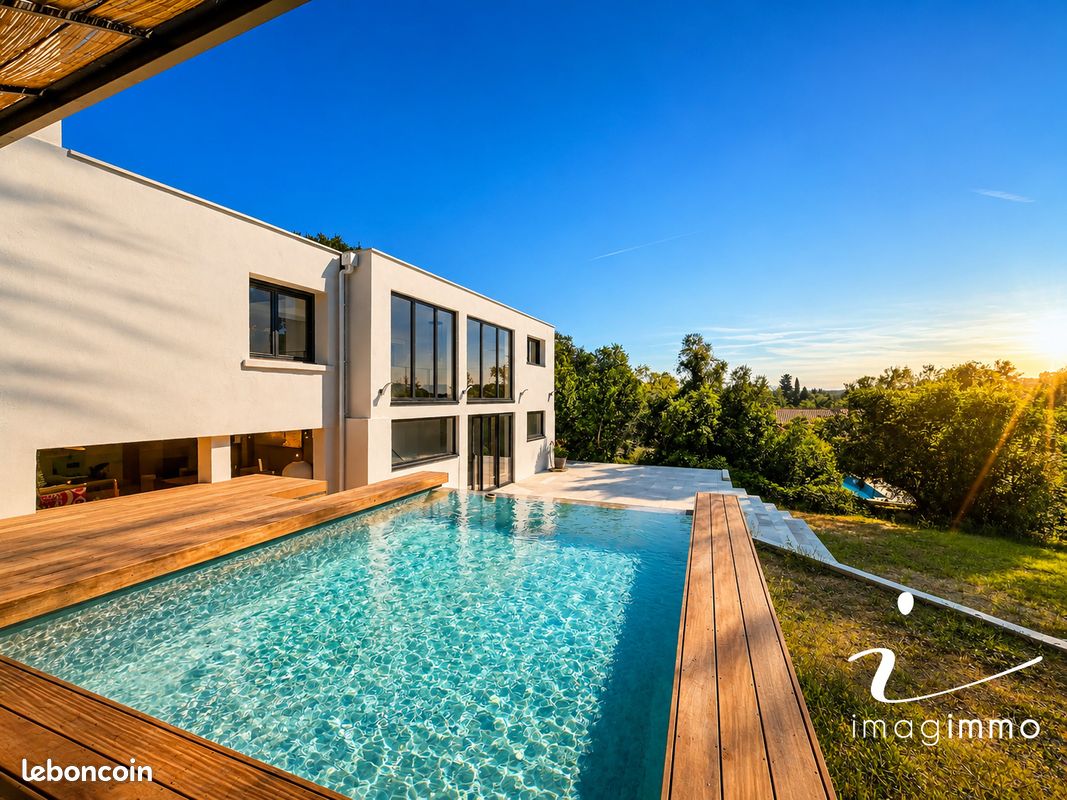 Maison 6 pièces 140 m² · à Montpellier · 140 m² · 695 000 €