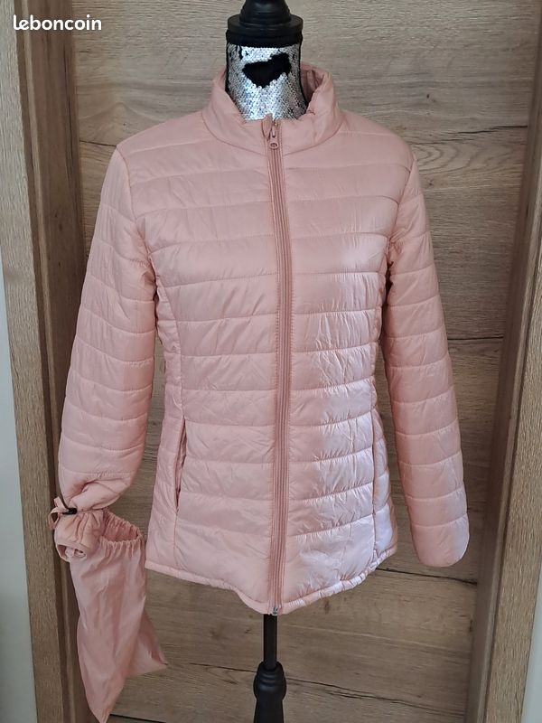 Veste fine avec sac de rangement taille S (image 2)