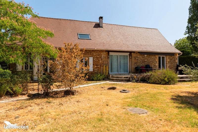 Maison 8 pièces 122 m² · à Anlhiac · 122 m² · 198 227 €