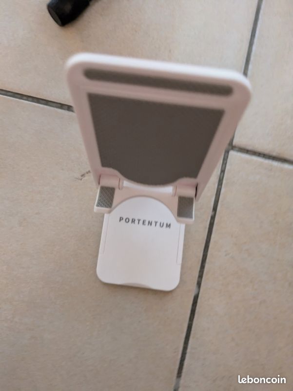 Support de téléphone / iPad pliable – Portentum (image 1)