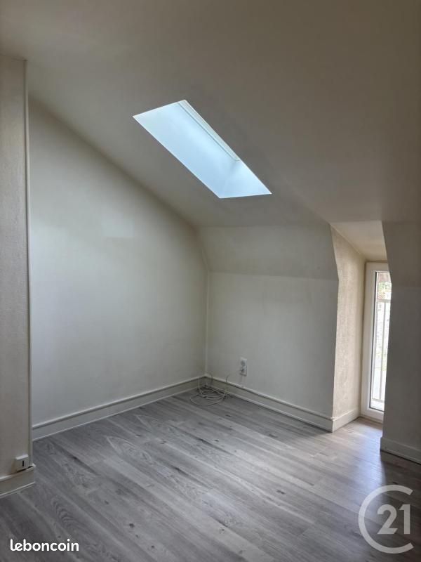 Appartement 2 pièces 30 m² · à Jussac · 30 m² · 370 €