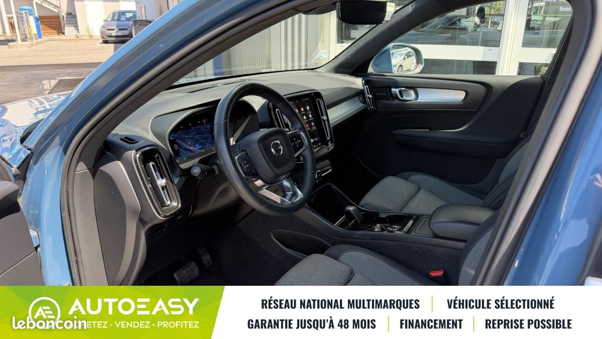 Volvo XC40 XC40 B3 2.0 163 CH PLUS DCT7 (image 14)