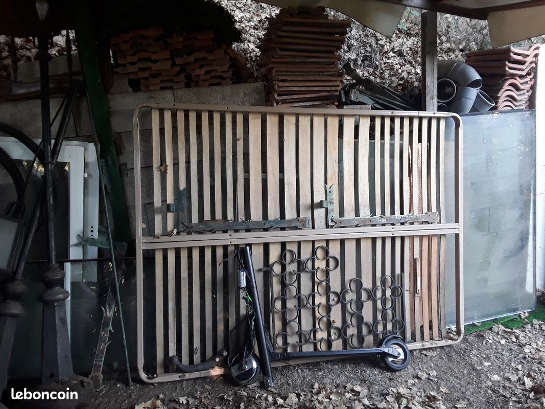Plusieurs articles vitres simples doubles ferrures doubles de portes ect... (image 3)