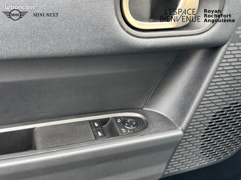 Mini Cooper 3 Portes C 156ch Essential DKG7 (image 23)