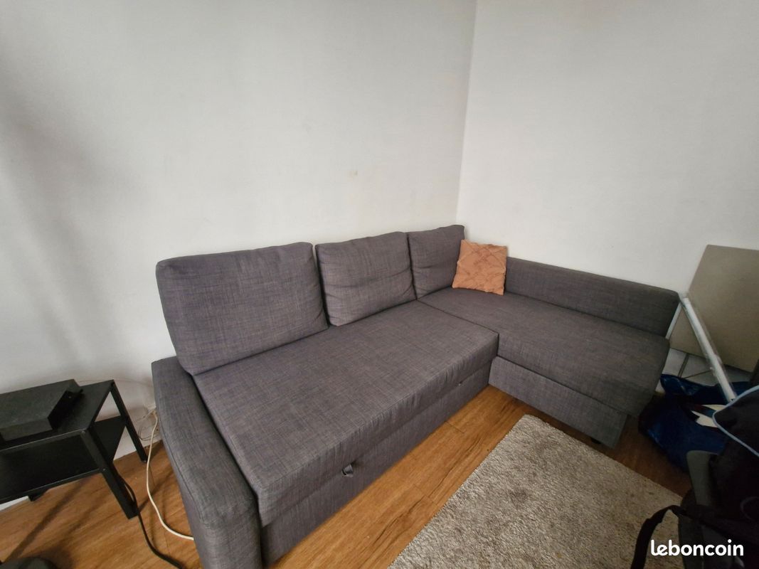 Canapé IKEA FRIHETEN gris foncé.
Fonctionnel, confortable et (image 1)