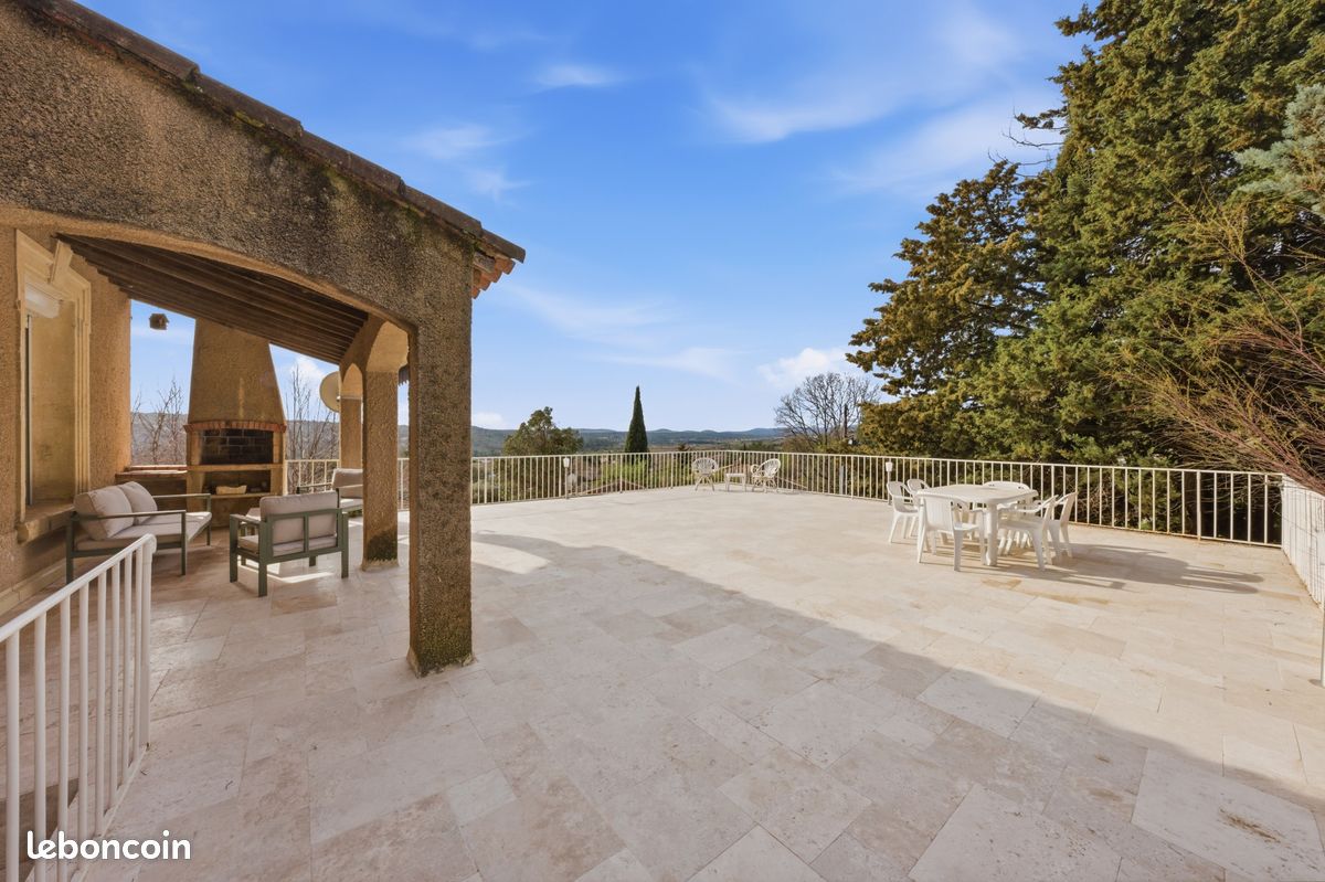 Maison 5 pièces 155 m² · à Vailhauquès · 155 m² · 499 000 €