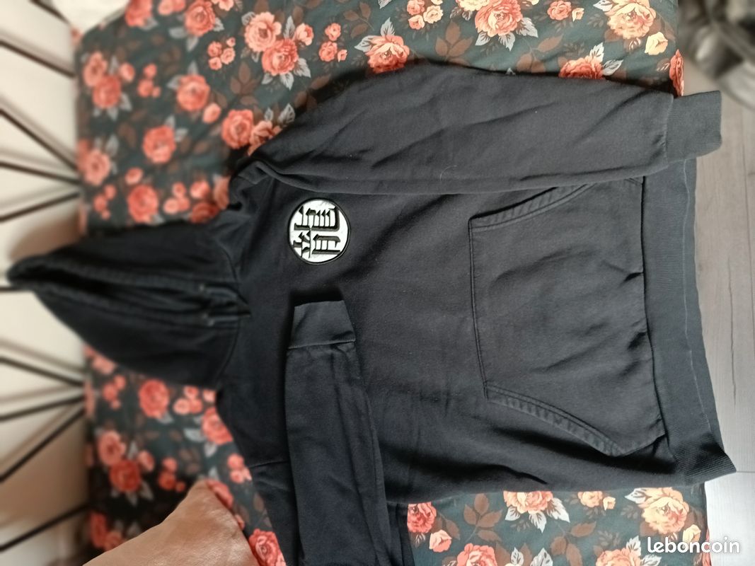 Pull Celio dragon ball - Vêtements