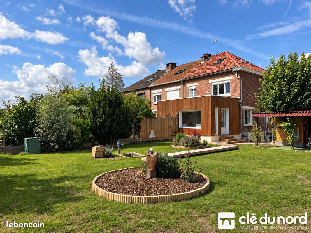 Maison 5 pièces 127 m² · à Saint-André-lez-Lille · 127 m² · 599 000 €