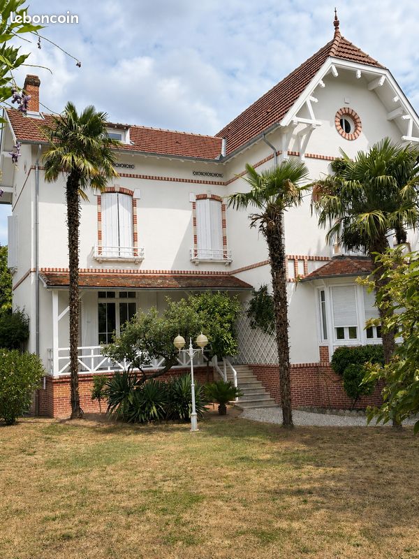 Maison 9 pièces 260 m² · à Montauban · 260 m² · 720 000 €