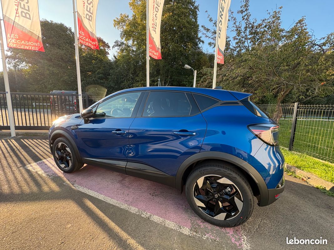 Renault Captur Techno TCE 90 ch (image 4)