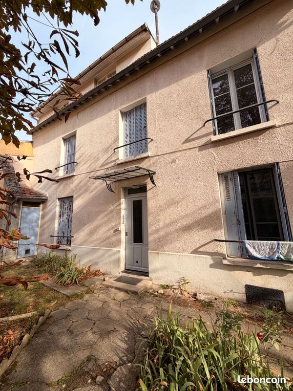 Appartement 1 pièce 22 m² · à Maisons-Laffitte · 22 m² · 730 €/mois