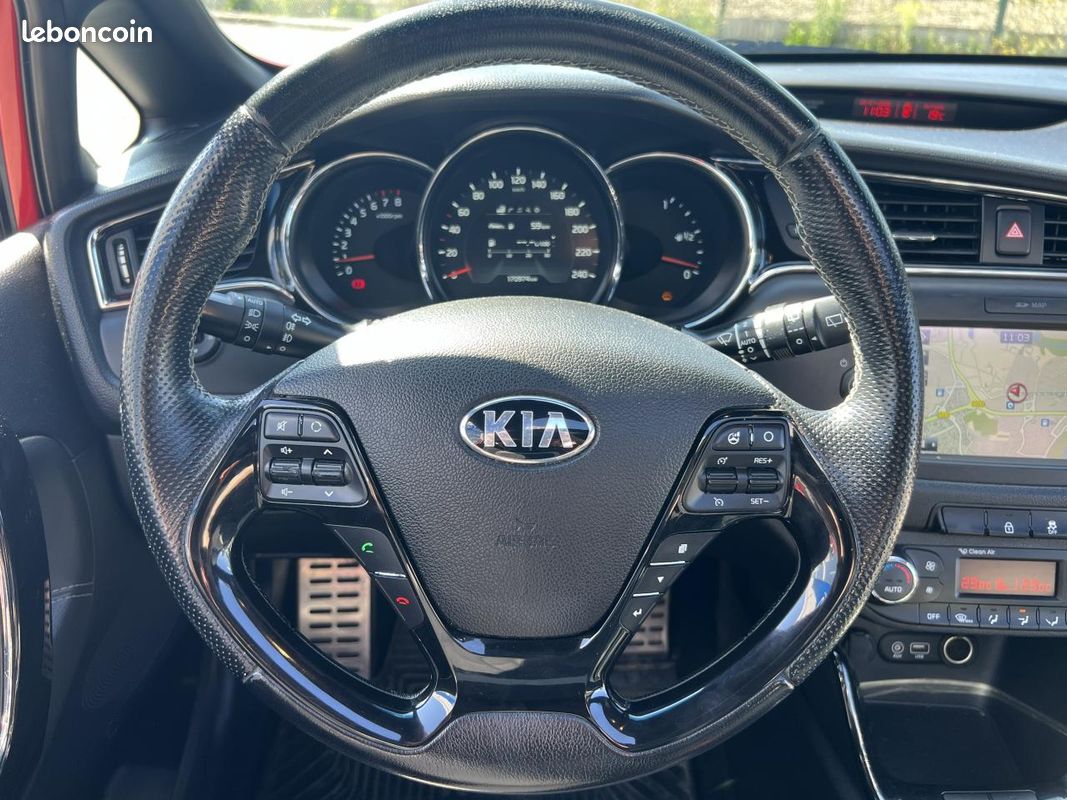 KIA PROCEED 1.0 T-GDi 120 II COUPE GT Line (image 17)