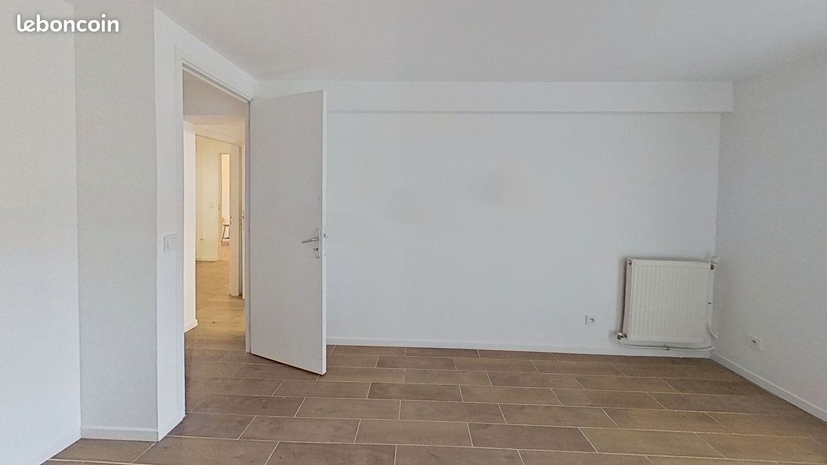 Maison a louer stains - 10 pièce(s) - 165 m2 - Surfyn