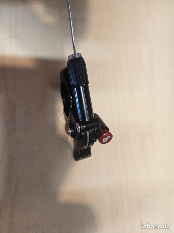 HOUSON Levier Verrouillage à Distance VTT – Alliage Aluminium – Compatible Fourche Suspension Avant – Montage Facile
