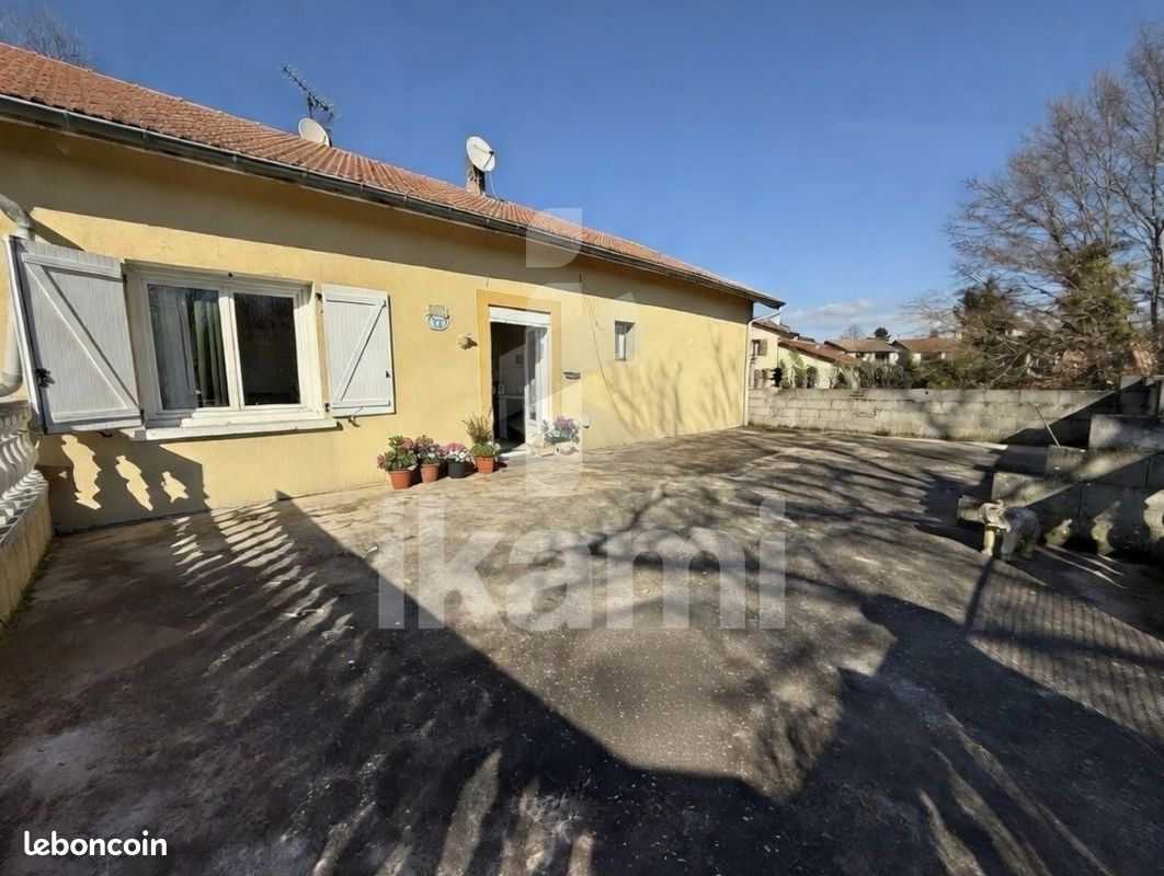 Maison 5 pièces 96 m² · à Hauterives · 96 m² · 215 000 €