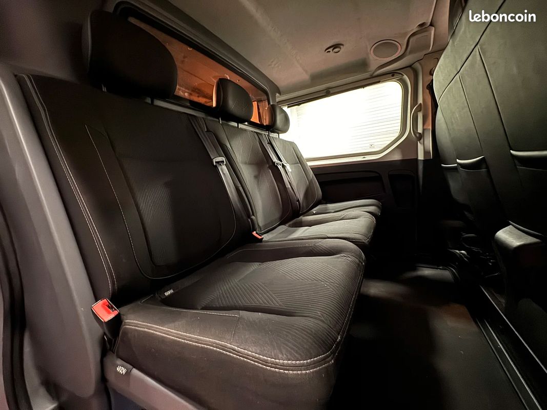 Renault TRAFIC 6 PLACES 140CH + Moteur à Chaine + Entretien OK (image 12)