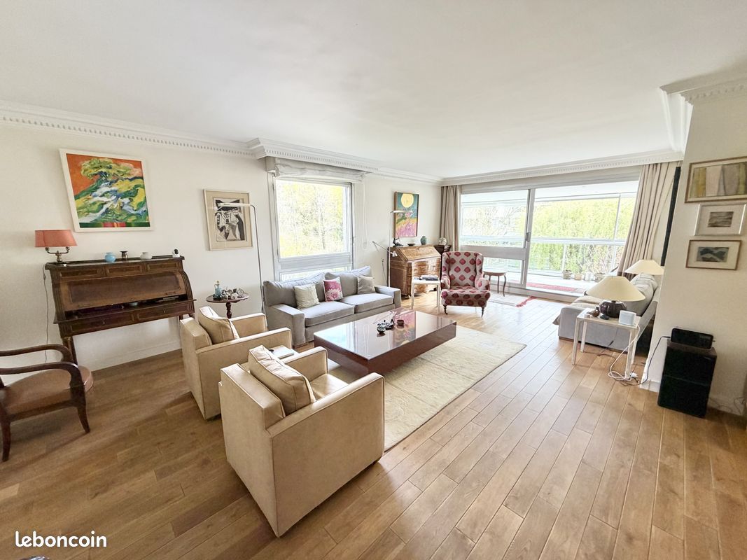 Appartement 4 pièces 107 m² · à Le Chesnay-Rocquencourt · 107 m² · 545 000 €