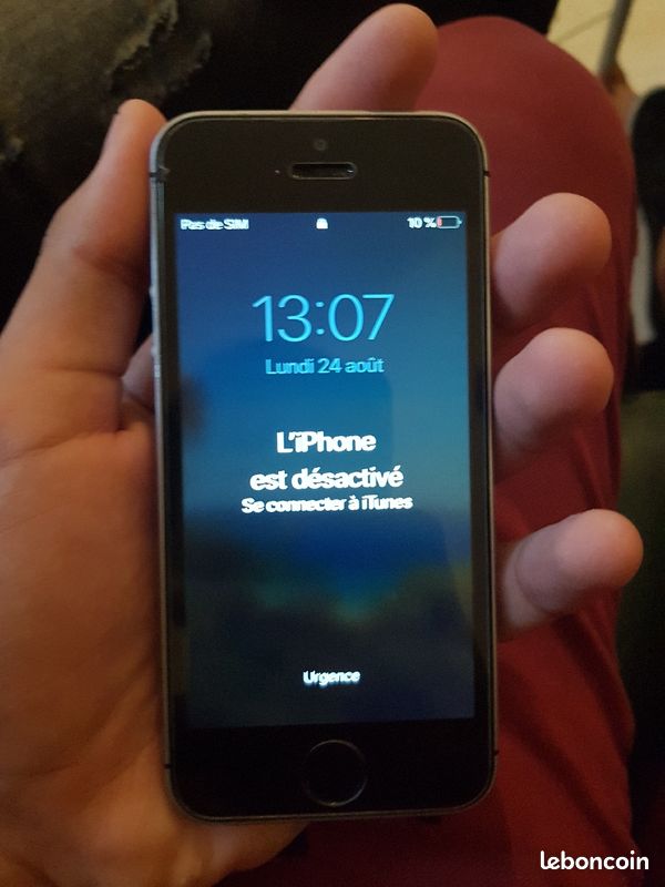 Iphone se pour piece (image 1)