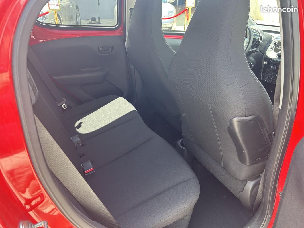 PEUGEOT 108 1.0 VTi - 72 Style - Garantie 12 mois (image 12)