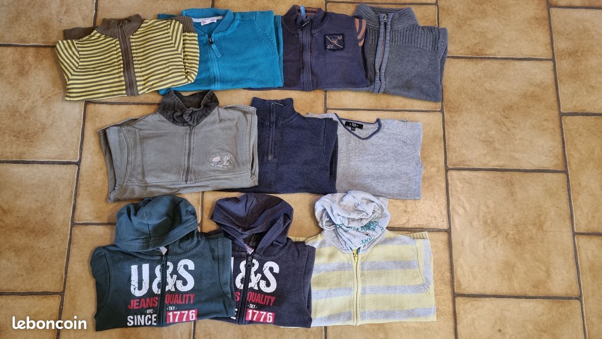 Lot pulls 4 ans (image 1)