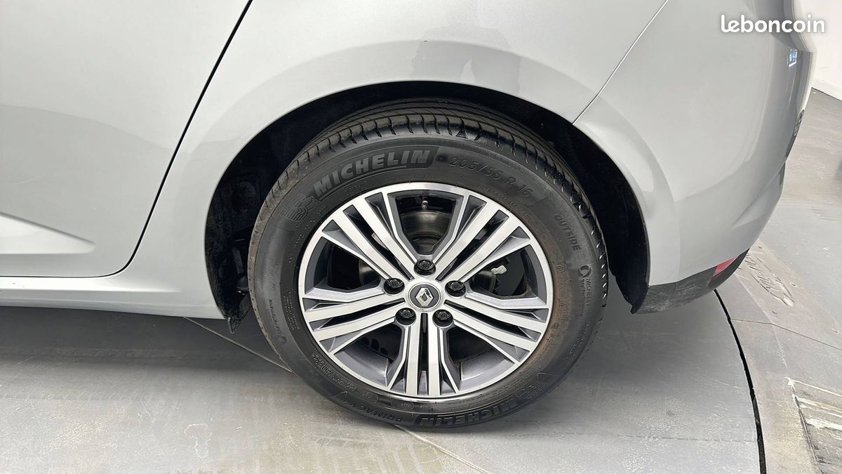 Renault megane iv berline blue dci 115 evolution (image 14)