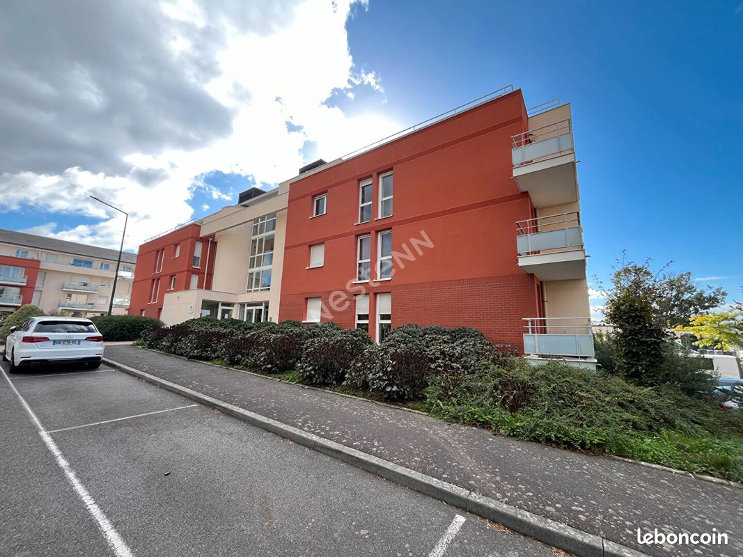 Appartement 2 pièces 48 m² · à Chartres-de-Bretagne · 48 m² · 165 000 €