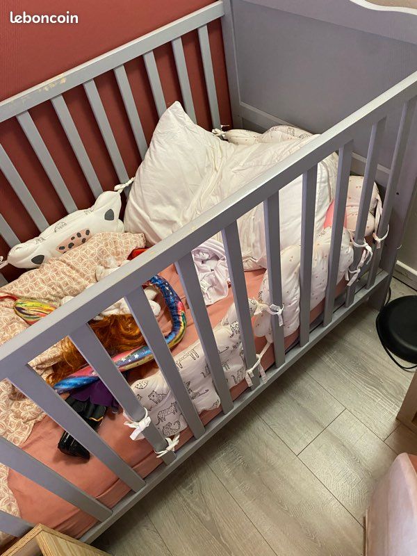 Lit à barreaux bébé (image 2)