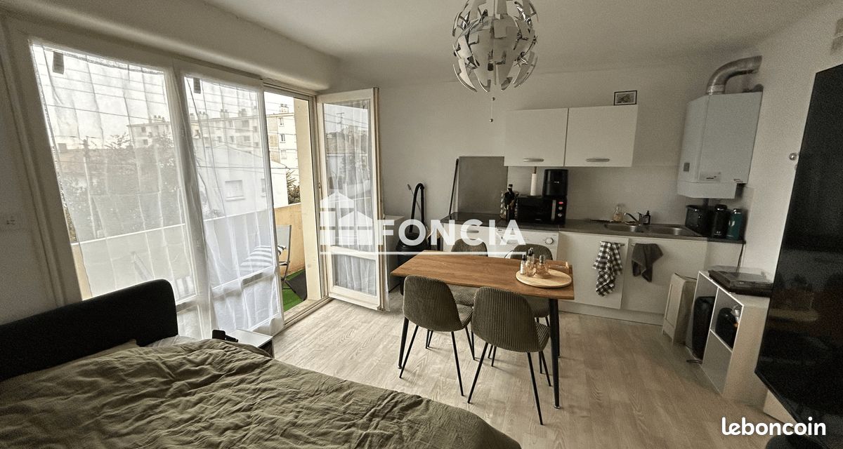 Apartment (image 4)