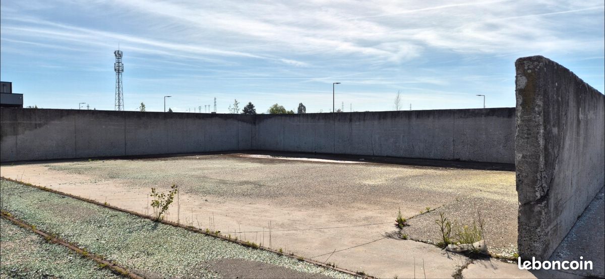 Terrain 1000 m² · à Illzach · 1 000 m² · 220 €/mois